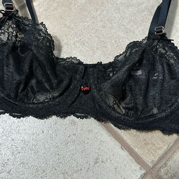 Savage X Fenty Black Candy Hearts Unlined Lace Balconette Bra - Picture 6 of 12